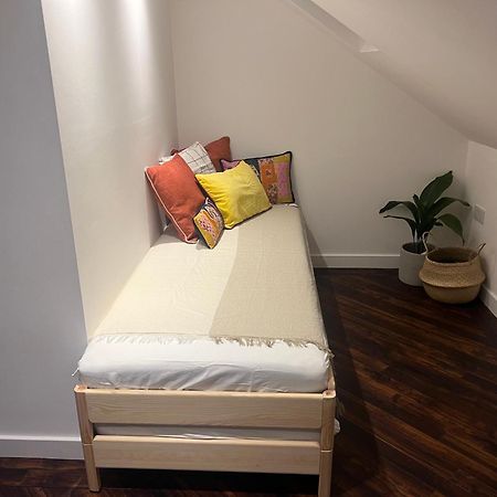 Spacious Battersea Rooms And Apartments Λονδίνο Εξωτερικό φωτογραφία