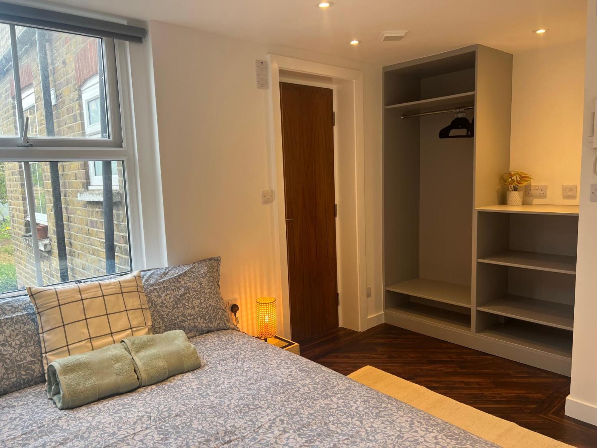 Spacious Battersea Rooms And Apartments Λονδίνο Εξωτερικό φωτογραφία