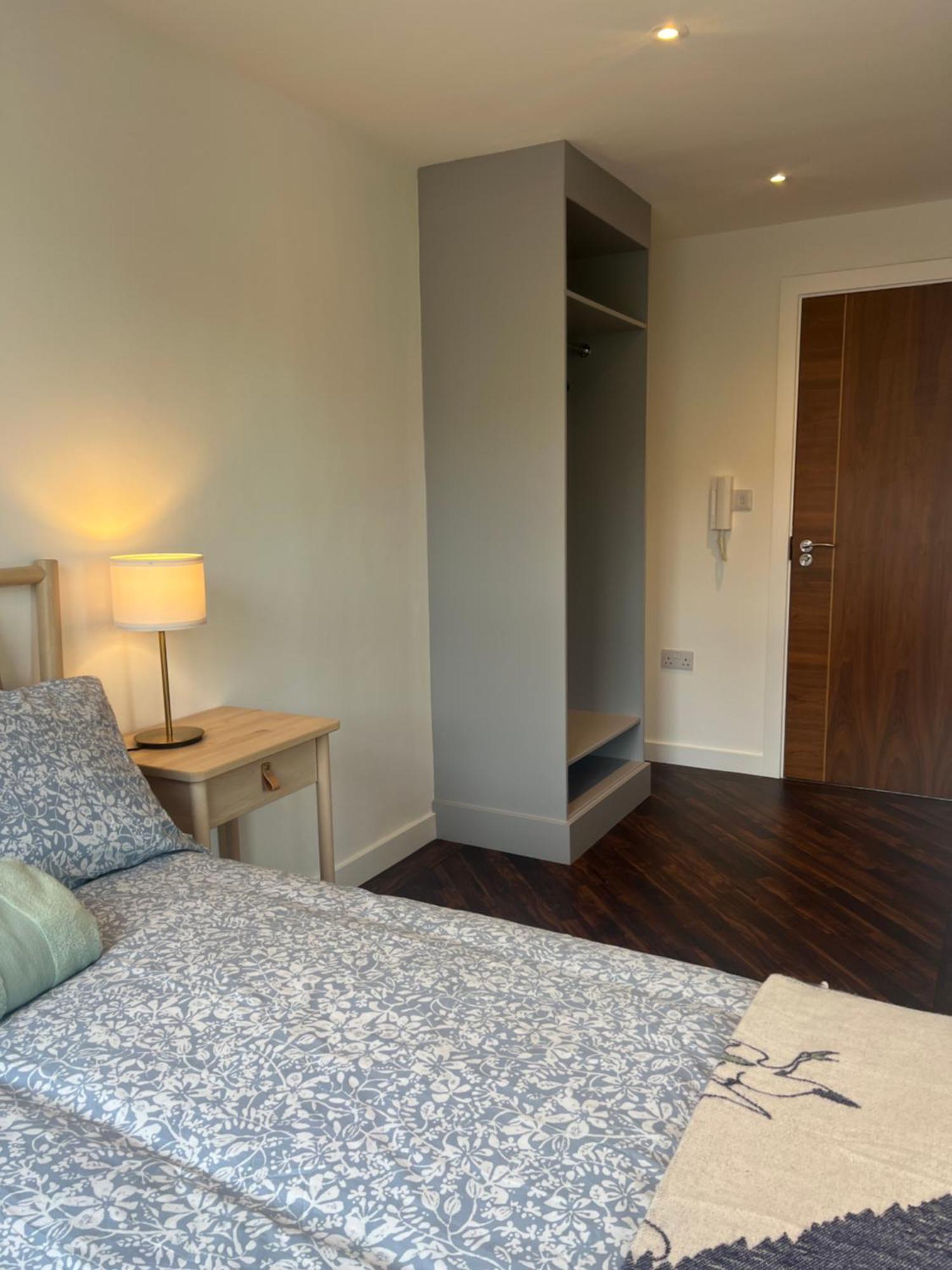Spacious Battersea Rooms And Apartments Λονδίνο Εξωτερικό φωτογραφία