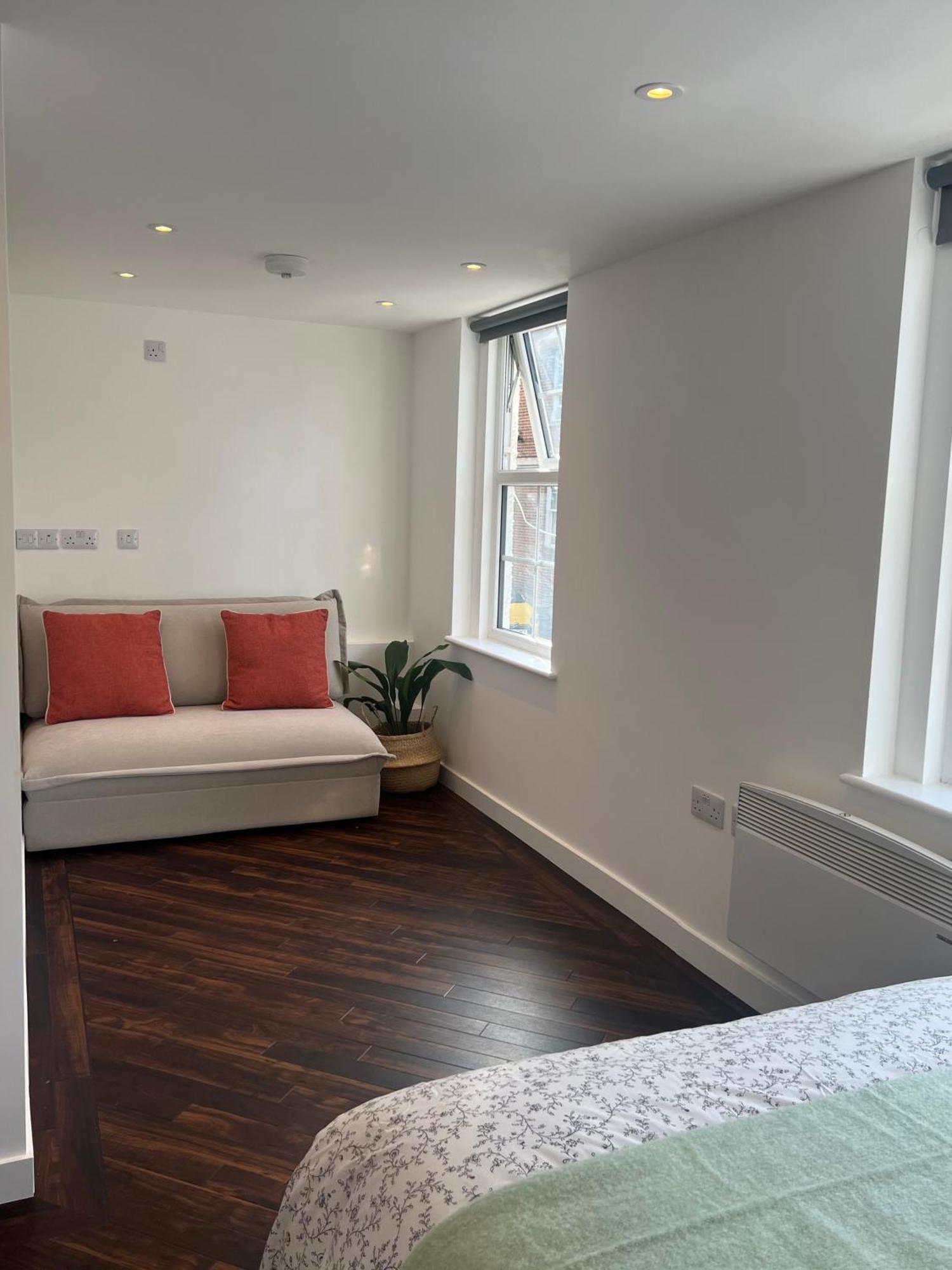 Spacious Battersea Rooms And Apartments Λονδίνο Εξωτερικό φωτογραφία