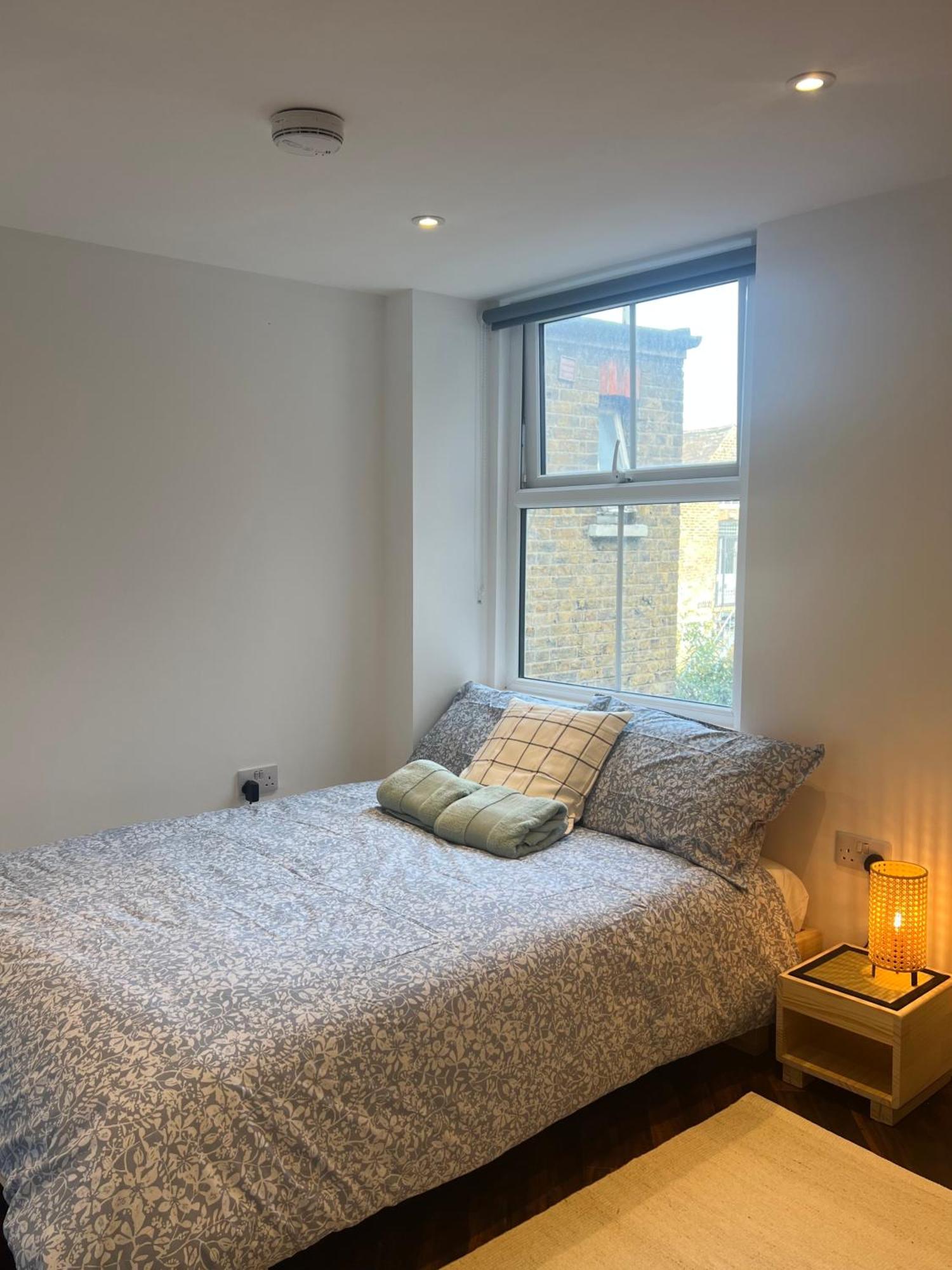 Spacious Battersea Rooms And Apartments Λονδίνο Εξωτερικό φωτογραφία